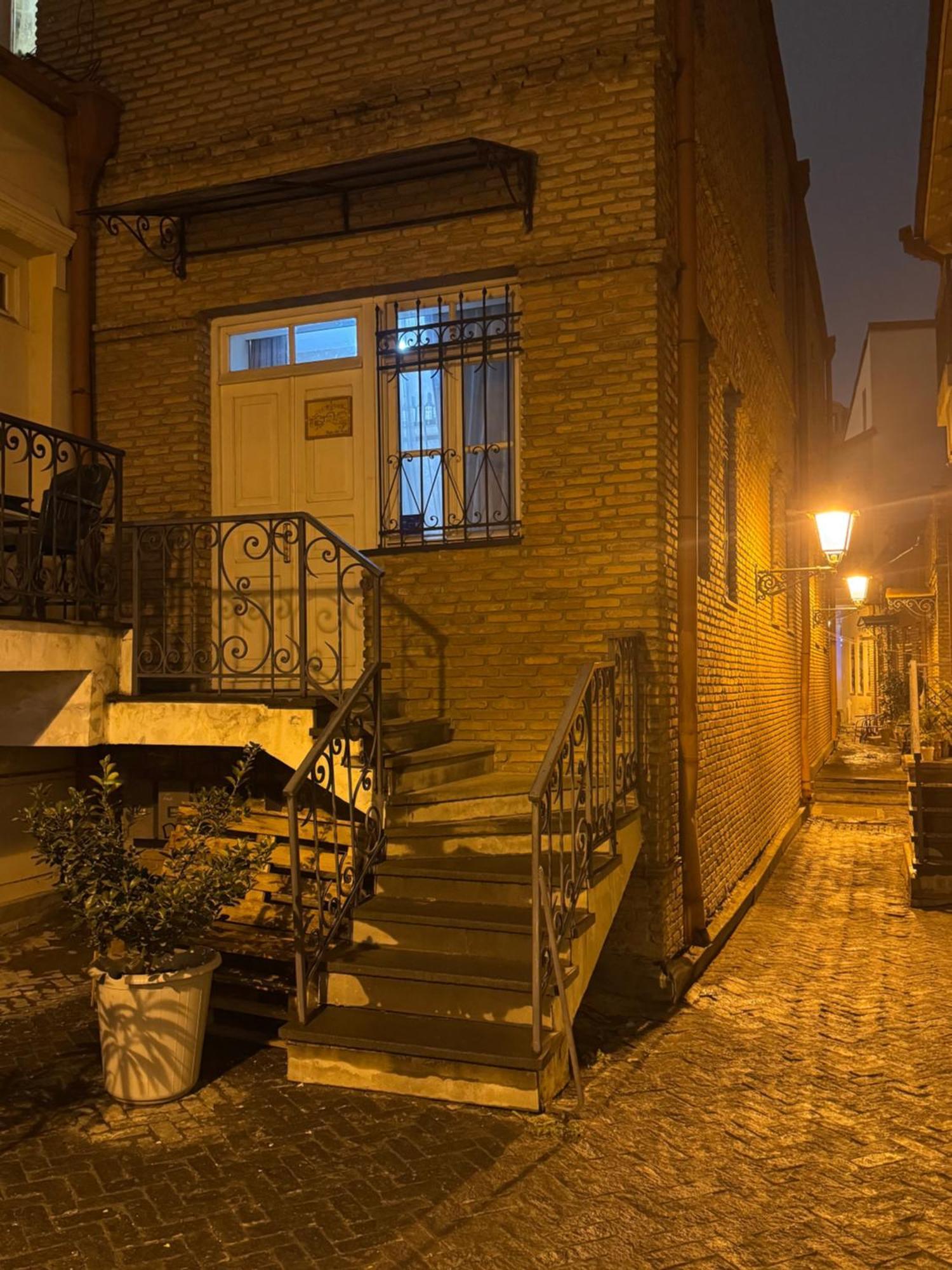 Apartamento Tbilisi Old Town Exterior foto